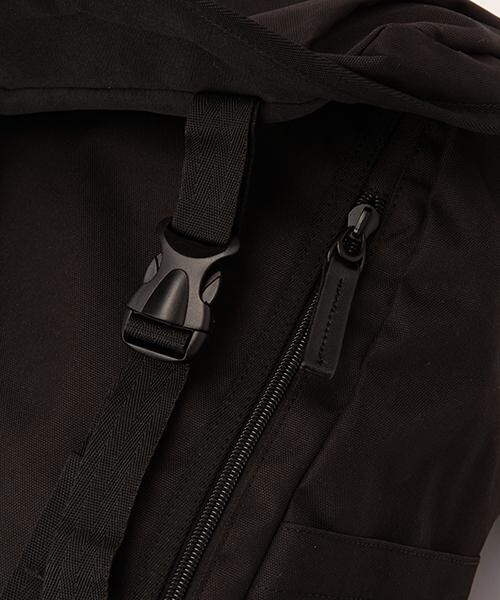 DOUBLE NAME(ダブルネーム)の「BIGリュックサック(ファッション雑貨・レディース・ブラック/オフシロ・FREE)」の7枚目の写真