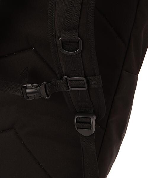 DOUBLE NAME(ダブルネーム)の「BIGリュックサック(ファッション雑貨・レディース・ブラック/オフシロ・FREE)」の6枚目の写真