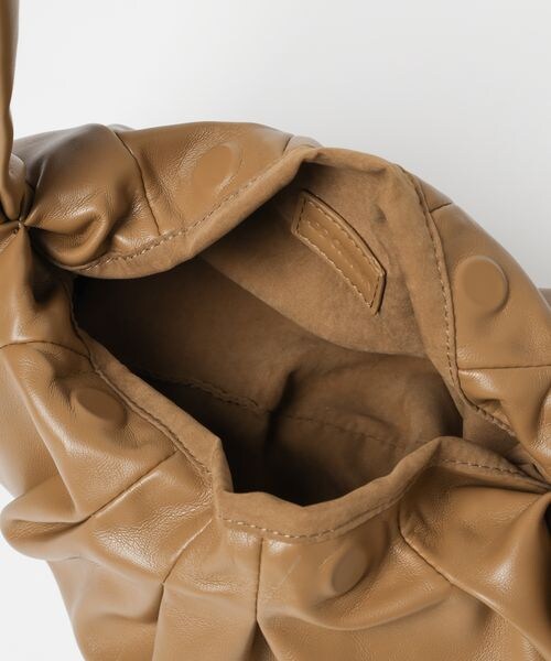 BABYLONE（バビロン）の「CHAOZバッグ（バッグ・アイボリー52/キャメル54・FREE）」の19枚目の写真