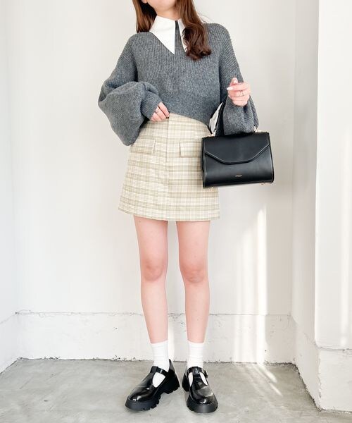 Heather(ヘザー)の「Tストラップボリュームソールシューズ(シューズ・ブラック 09・M(~23.5)/L(~24.5))」の4枚目の写真