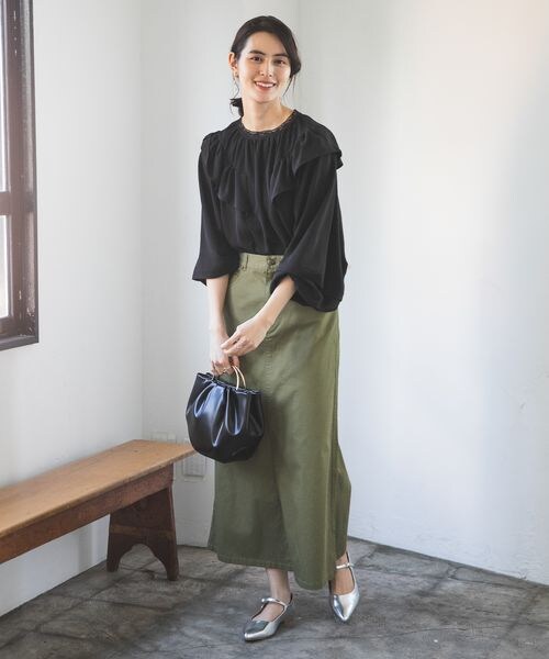 LEPSIM（レプシィム）の「メタルハンドル2WAYバッグ（バッグ・アイボリー08/ブラック09・ONE SIZE）」の8枚目の写真