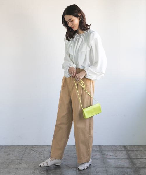 LEPSIM（レプシィム）の「グルカパンプス（シューズ・アイボリー08/ブラック09・M(23-23.5)/L(24-24.5)）」の6枚目の写真