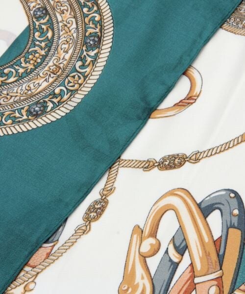 LEPSIM(レプシィム)の「アソート柄スカーフ(ファッション雑貨・レディース・ブラック09/グレージュ51/グリーン75・ONE SIZE)」の17枚目の写真