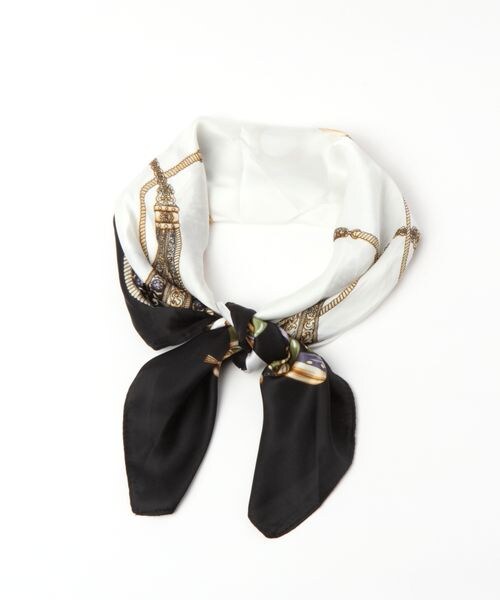 LEPSIM(レプシィム)の「アソート柄スカーフ(ファッション雑貨・レディース・ブラック09/グレージュ51/グリーン75・ONE SIZE)」の6枚目の写真