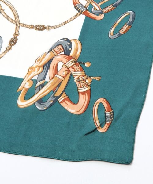 LEPSIM(レプシィム)の「アソート柄スカーフ(ファッション雑貨・レディース・ブラック09/グレージュ51/グリーン75・ONE SIZE)」の16枚目の写真