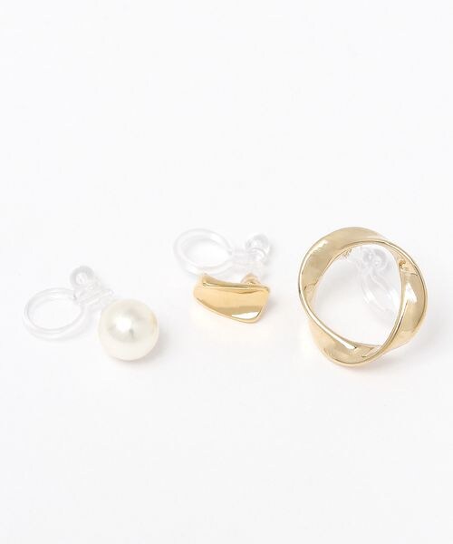 LEPSIM(レプシィム)の「3セットノンホールイヤリング(アクセサリー・シルバー19/ゴールド(パール)51/ゴールド52・ONE SIZE)」の12枚目の写真