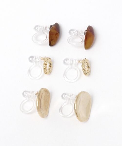 LEPSIM(レプシィム)の「3セットノンホールイヤリング(アクセサリー・シルバー19/ゴールド(パール)51/ゴールド52・ONE SIZE)」の9枚目の写真