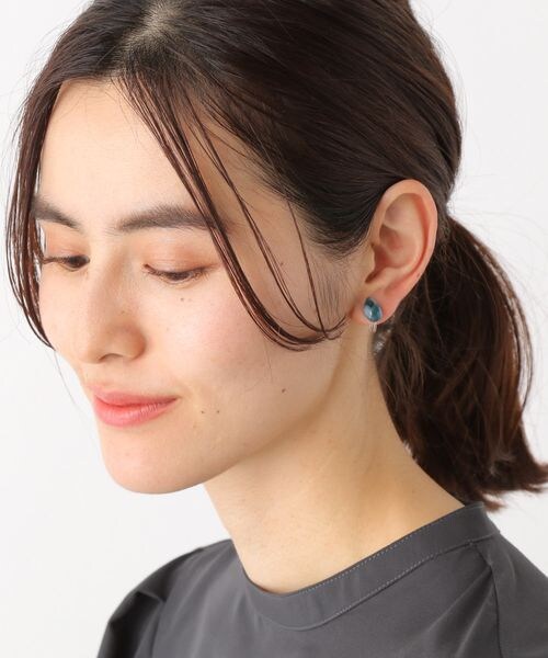 LEPSIM(レプシィム)の「3セットノンホールイヤリング(アクセサリー・シルバー19/ゴールド(パール)51/ゴールド52・ONE SIZE)」の3枚目の写真