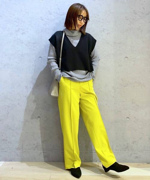 LEPSIM（レプシィム）の「フェイクスウェードクッションヒールパンプス（シューズ・レディース・ブラック09/グレージュ53・M(23-23.5)/L(24-24.5)）」の12枚目の写真