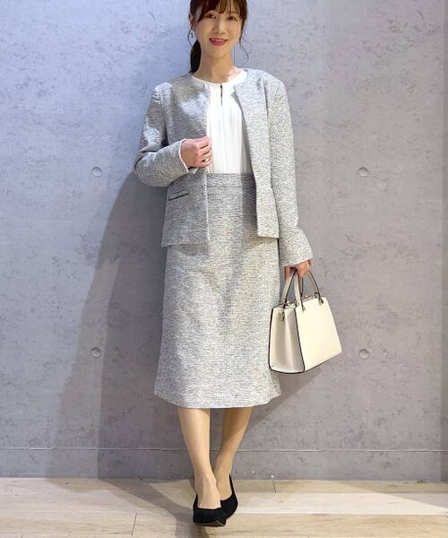 LEPSIM（レプシィム）の「フェイクスウェードクッションヒールパンプス（シューズ・レディース・ブラック09/グレージュ53・M(23-23.5)/L(24-24.5)）」の13枚目の写真