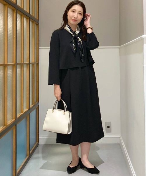 LEPSIM（レプシィム）の「フェイクスウェードクッションヒールパンプス（シューズ・レディース・ブラック09/グレージュ53・M(23-23.5)/L(24-24.5)）」の8枚目の写真