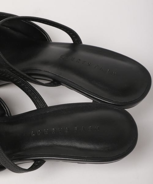 LOWRYS FARM（ローリーズファーム）の「スクエアトゥストラップミュール（シューズ・ホワイト08/ブラック09/パープル98・M/L）」の14枚目の写真