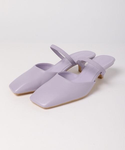 LOWRYS FARM（ローリーズファーム）の「スクエアトゥストラップミュール（シューズ・ホワイト08/ブラック09/パープル98・M/L）」の20枚目の写真