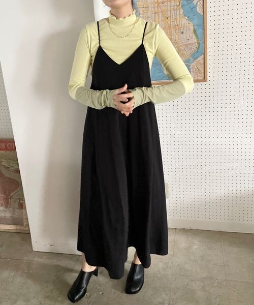 LOWRYS FARM(ローリーズファーム)の「ボリュームキャミワンピース(ワンピース/ドレス・レディース・ブラック09/チャコール18/ベージュ52・F)」の4枚目の写真