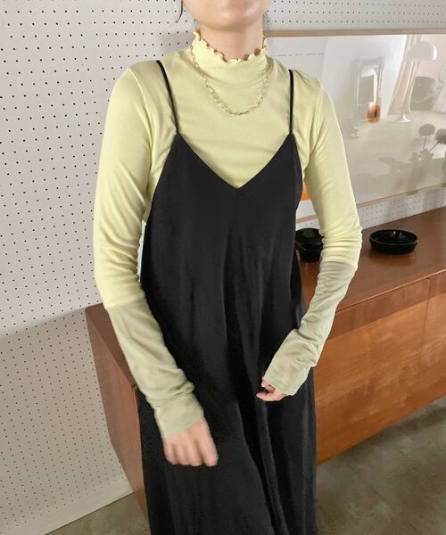 LOWRYS FARM(ローリーズファーム)の「ボリュームキャミワンピース(ワンピース/ドレス・レディース・ブラック09/チャコール18/ベージュ52・F)」の7枚目の写真