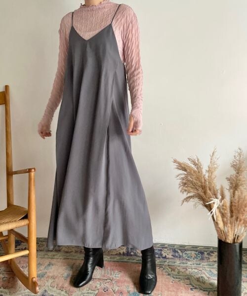LOWRYS FARM(ローリーズファーム)の「ボリュームキャミワンピース(ワンピース/ドレス・レディース・ブラック09/チャコール18/ベージュ52・F)」の1枚目の写真