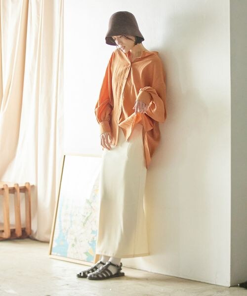 LOWRYS FARM（ローリーズファーム）の「ストレッチカットタイトスカート（スカート・レディース・アイボリー08/ブラック09/イエロー65/グリーン75・F）」の5枚目の写真