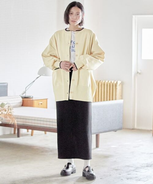 LOWRYS FARM（ローリーズファーム）の「ストレッチカットタイトスカート（スカート・レディース・アイボリー08/ブラック09/イエロー65/グリーン75・F）」の11枚目の写真