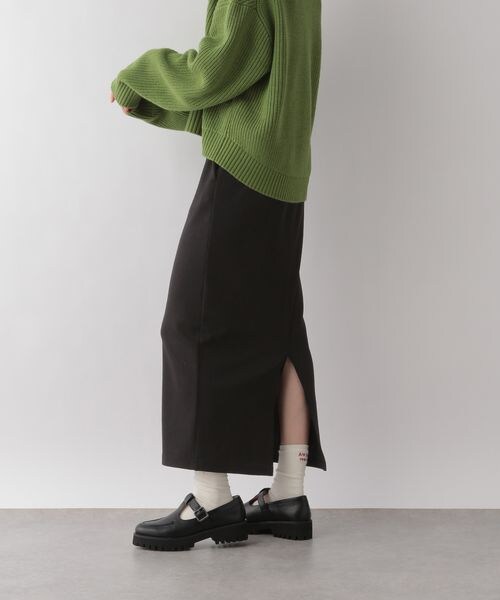 LOWRYS FARM（ローリーズファーム）の「ストレッチカットタイトスカート（スカート・レディース・アイボリー08/ブラック09/イエロー65/グリーン75・F）」の17枚目の写真