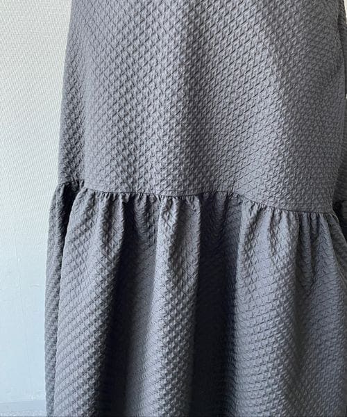 LOWRYS FARM（ローリーズファーム）の「ガララウンドティアードスカート（スカート・レディース・アイボリー08/ブラック09・F）」の13枚目の写真