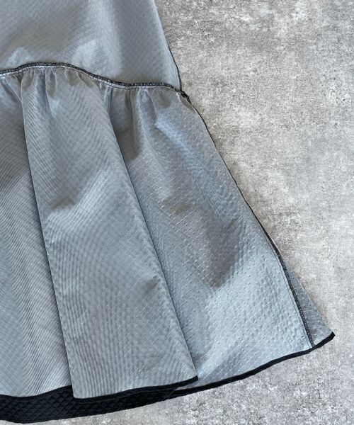 LOWRYS FARM（ローリーズファーム）の「ガララウンドティアードスカート（スカート・レディース・アイボリー08/ブラック09・F）」の16枚目の写真