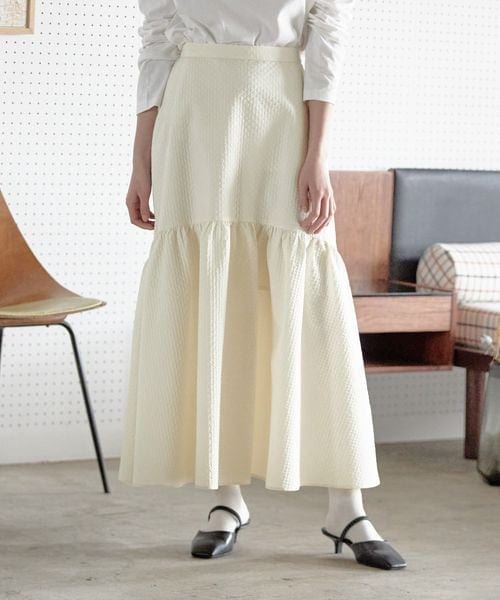 LOWRYS FARM（ローリーズファーム）の「ガララウンドティアードスカート（スカート・レディース・アイボリー08/ブラック09・F）」の7枚目の写真