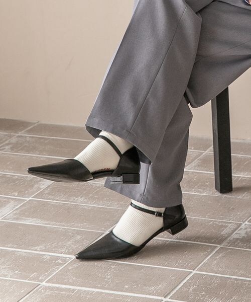 LOWRYS FARM(ローリーズファーム)の「セパレートパンプス(シューズ・アイボリー08/ブラック09・M(23-23.5)/L(24-24.5))」の2枚目の写真