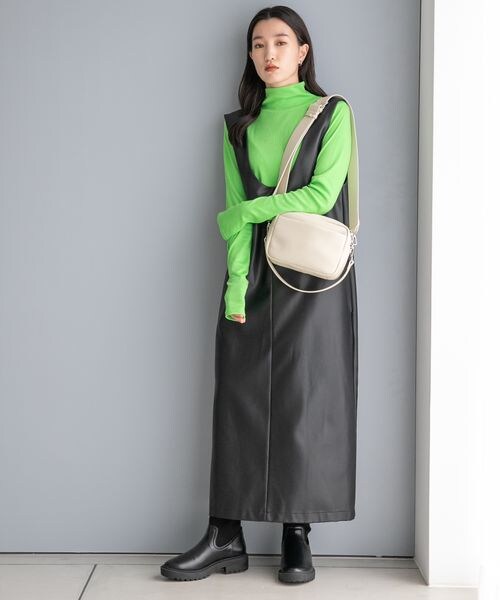 LOWRYS FARM（ローリーズファーム）の「ヤワラカルイショルダーＢＡＧ（バッグ・アイボリー08/ブラック09/シルバー12・フリー）」の5枚目の写真