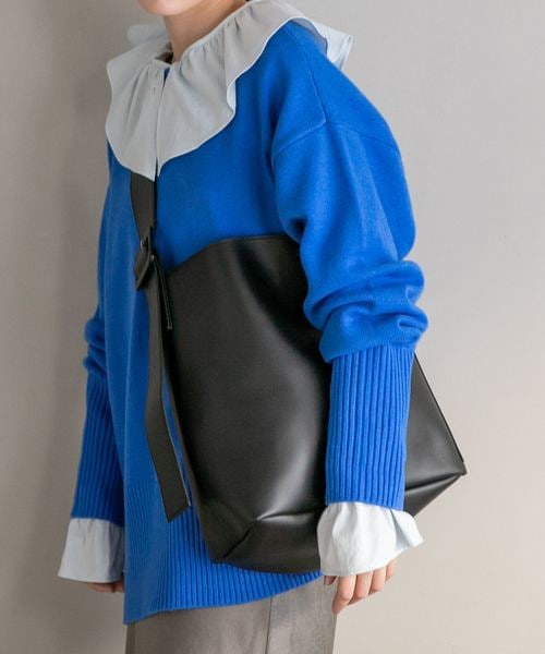 LOWRYS FARM（ローリーズファーム）の「ヤワラカルイ２ＷＡＹＢＡＧ（バッグ・アイボリー08/ブラック09/ブラウン55・FREE）」の2枚目の写真