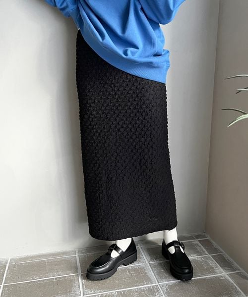 LOWRYS FARM（ローリーズファーム）の「シャーリングカットタイトスカート（スカート・アイボリー08/ブラック09/グレー15/グリーン75・フリー）」の14枚目の写真