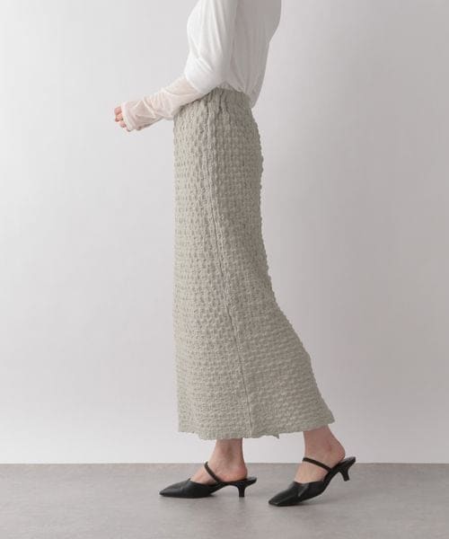 LOWRYS FARM（ローリーズファーム）の「シャーリングカットタイトスカート（スカート・アイボリー08/ブラック09/グレー15/グリーン75・フリー）」の21枚目の写真