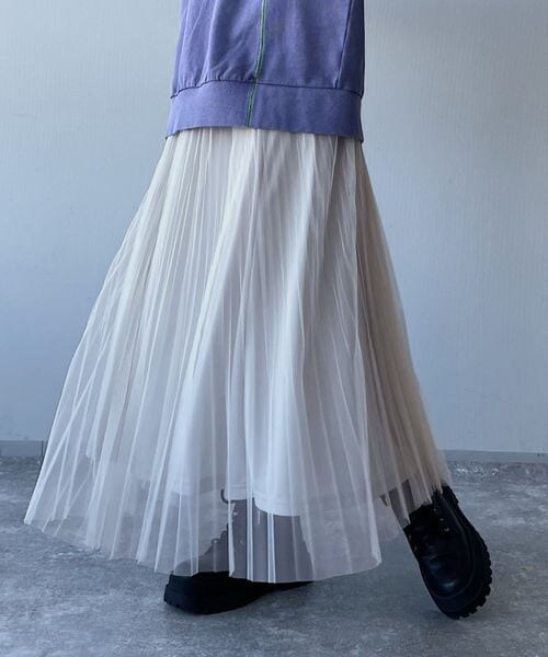PAGEBOY（ページボーイ）の「チュールランダムプリーツスカート（スカート・レディース・オフホワイト05/ブラック09/チャコール18・F）」の11枚目の写真