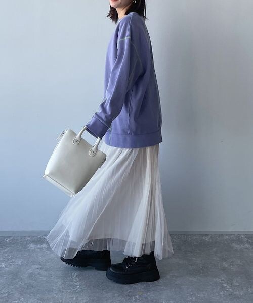 PAGEBOY（ページボーイ）の「チュールランダムプリーツスカート（スカート・レディース・オフホワイト05/ブラック09/チャコール18・F）」の13枚目の写真