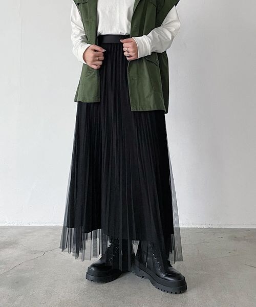 PAGEBOY（ページボーイ）の「チュールランダムプリーツスカート（スカート・レディース・オフホワイト05/ブラック09/チャコール18・F）」の16枚目の写真