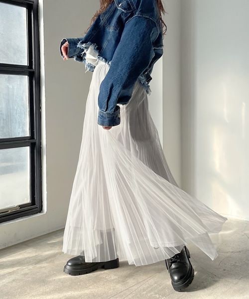 PAGEBOY（ページボーイ）の「チュールランダムプリーツスカート（スカート・レディース・オフホワイト05/ブラック09/チャコール18・F）」の7枚目の写真