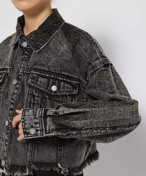 PAGEBOY（ページボーイ）の「ショートボーイGジャン（ジャケット/アウター・レディース・交織オフホワイト05/ケミカルブラック09/ブルー82・F）」の17枚目の写真