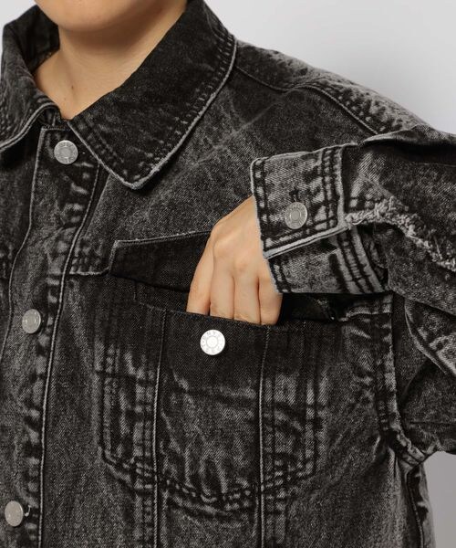 PAGEBOY（ページボーイ）の「ショートボーイGジャン（ジャケット/アウター・レディース・交織オフホワイト05/ケミカルブラック09/ブルー82・F）」の18枚目の写真