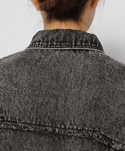 PAGEBOY（ページボーイ）の「ショートボーイGジャン（ジャケット/アウター・レディース・交織オフホワイト05/ケミカルブラック09/ブルー82・F）」の15枚目の写真