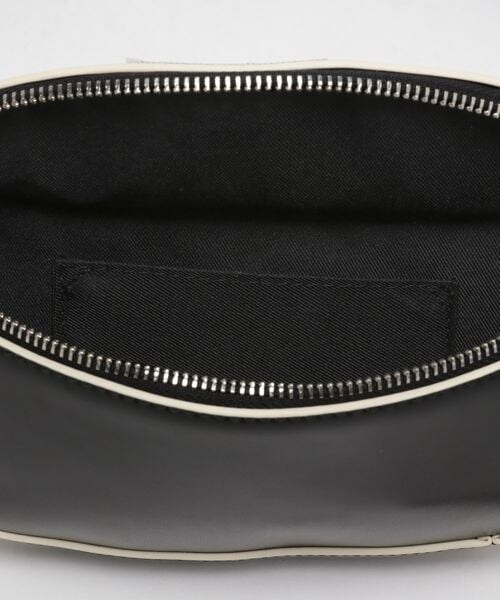 PAGEBOY（ページボーイ）の「モードワンショルBAG（バッグ・オフホワイト05/ブラック09・F）」の12枚目の写真