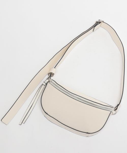 PAGEBOY（ページボーイ）の「モードワンショルBAG（バッグ・オフホワイト05/ブラック09・F）」の8枚目の写真