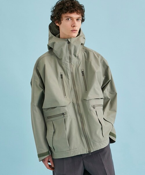 A + TOKYO（エープラストウキョウ）の「TOKYO TEXオーバーサイズシェル（ブルゾン・メンズ・WHT/KHK/LIME・FREE）」の2枚目の写真