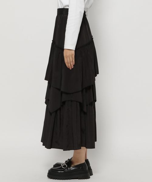 PAGEBOY（ページボーイ）の「フリルティアードスカート（スカート・アイボリー04/ブラック09/グレー系16・F）」の11枚目の写真