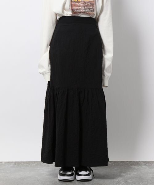 PAGEBOY(ページボーイ)の「ジャガードティアードスカート(スカート・オフホワイト05/ブラック09/イエロー系71・F)」の18枚目の写真