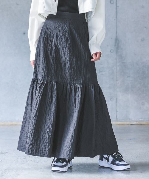 PAGEBOY(ページボーイ)の「ジャガードティアードスカート(スカート・オフホワイト05/ブラック09/イエロー系71・F)」の11枚目の写真