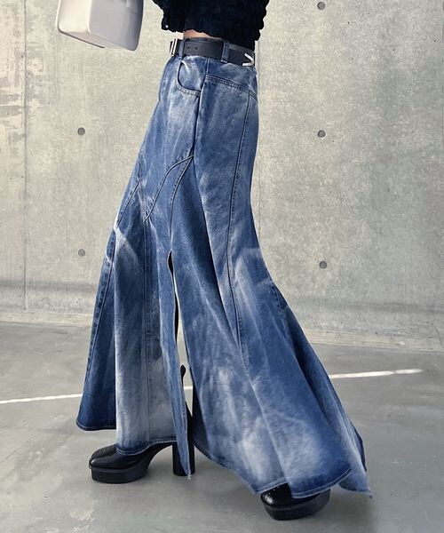 PAGEBOY(ページボーイ)の「シアーブリーチデニムスカート(スカート・ブラック09/ブルー85・S/M)」の12枚目の写真