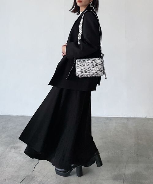 PAGEBOY（ページボーイ）の「アシメフレアスカート（スカート・レディース・ブラック09/グレージュ12/グレー15・F）」の6枚目の写真