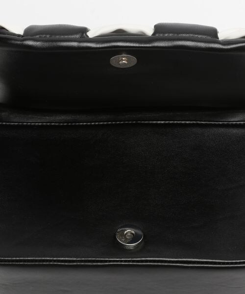 PAGEBOY(ページボーイ)の「マシュマロショルダーBAG(バッグ・レディース・ブラック09/ブルー86・F)」の8枚目の写真