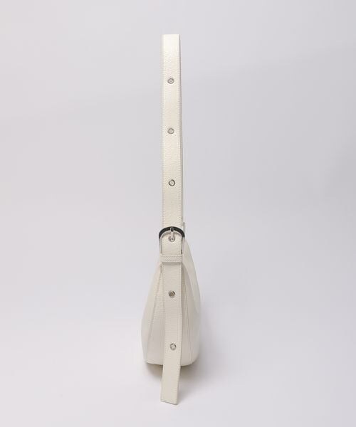 PAGEBOY（ページボーイ）の「ハーフムーンバック（バッグ・ブラック09/アイボリー52/ライム67・FREE）」の13枚目の写真