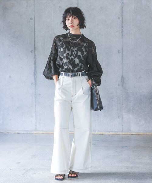 PAGEBOY(ページボーイ)の「ステッチワークワイドスラックス(パンツ・レディース・オフホワイト05/ブラック09/カーキ78・F)」の4枚目の写真