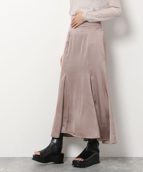 mysty woman（ミスティウーマン）の「サテンレースアップマーメイドスカート（スカート・レディース・アイボリー08/モカ57/ダークブラウン59・F）」の2枚目の写真